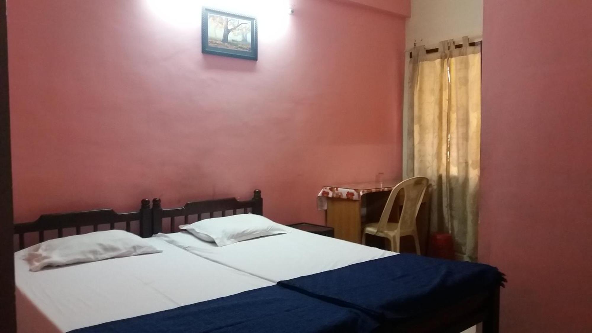 Classic Tourist Home Kochi Extérieur photo