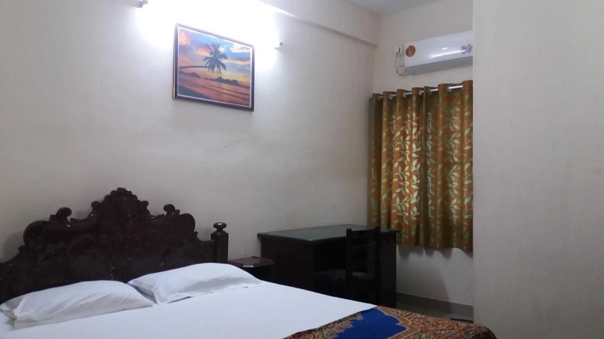 Classic Tourist Home Kochi Extérieur photo